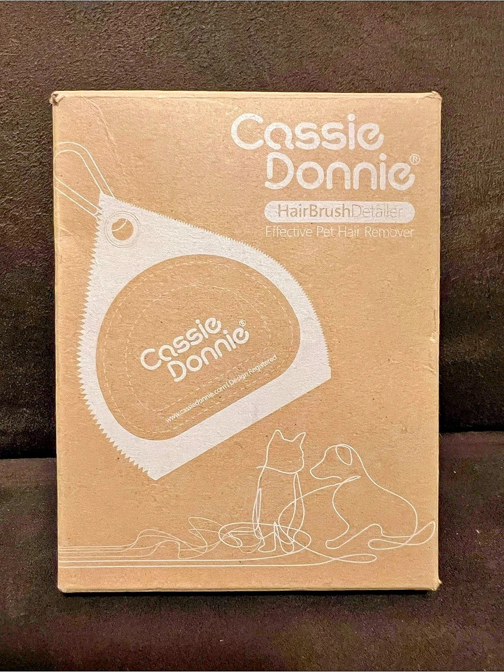 Cassie Donnie Hair Brush Detangler in White & Tan New